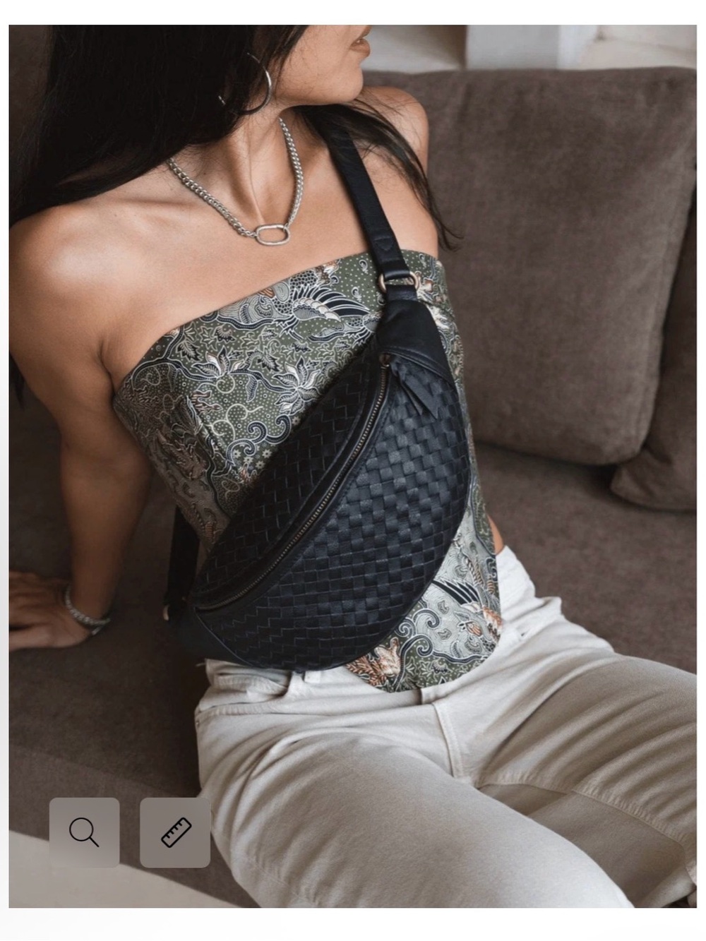 Brand New Mandrn Atlas Bag with Adjustable Strap